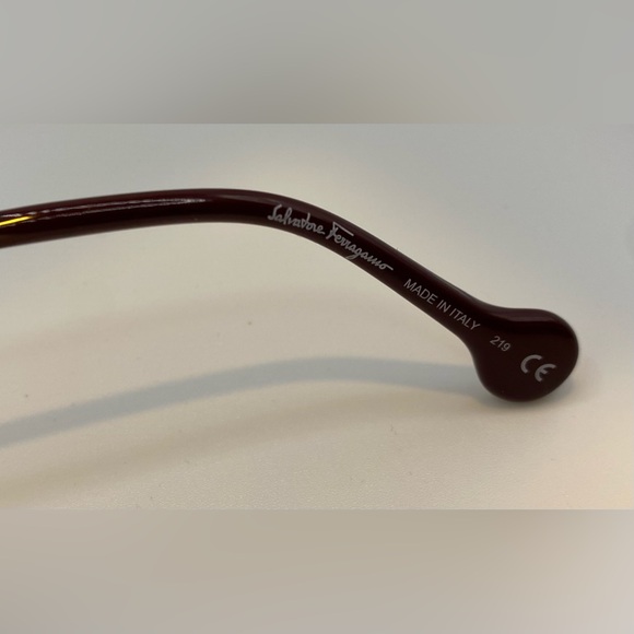 NWOT Salvatore Ferragamo Wine Round Sunglasses SF189S 742 Gold/Wine - Picture 12 of 13